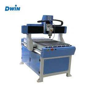 Mały drewniany CNC router